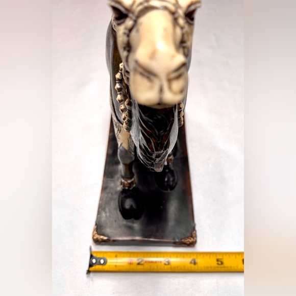 DECORATED CAMEL FIGURINE Statue Sculpture Home Decor Model Artware Room Ornament - Picture 9 of 11